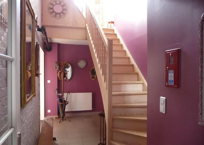 Au Troubadour 3* ליל