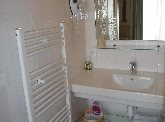 奥特劳巴朵酒店 住宿加早餐酒店 里尔