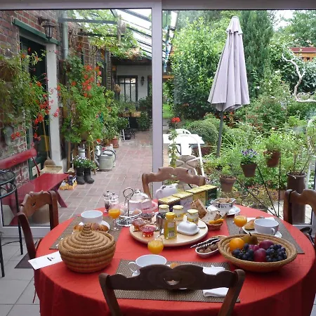 Bed and Breakfast Au Troubadour 3*